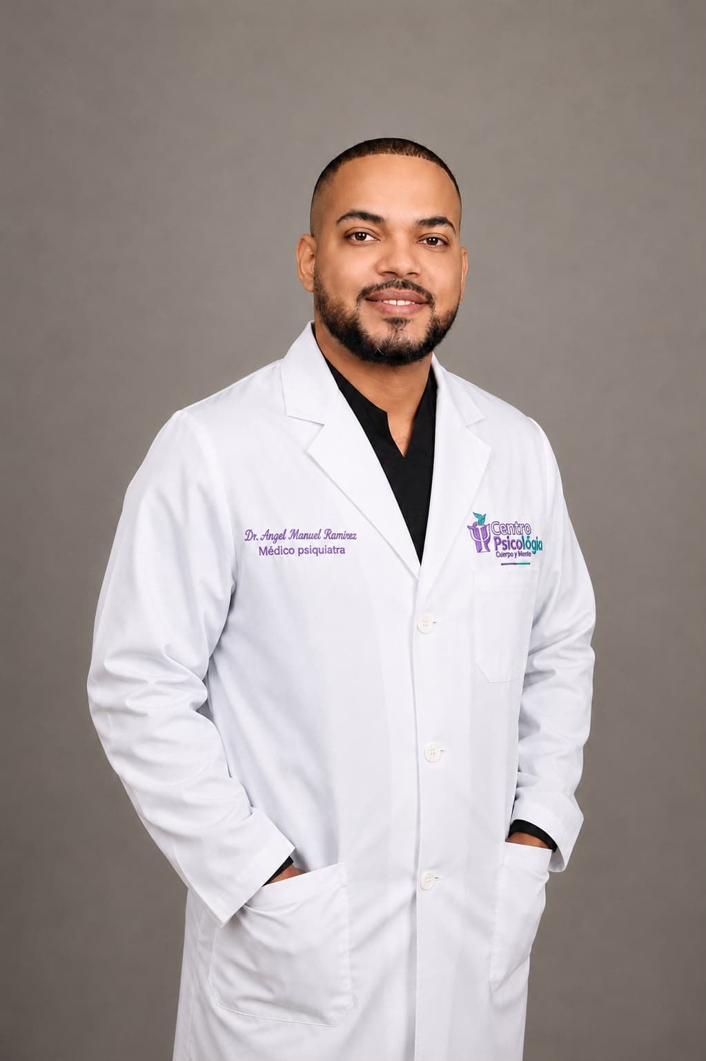 Foto de Dr. Angel Manuel Ramirez
